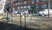 Площадка для воркаута в городе Новосибирск №8425 Маленькая Современная фото