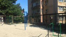 Площадка для воркаута в городе Сочи №8583 Средняя Современная фото