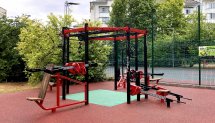 Площадка для воркаута в городе Севастополь №11927 Маленькая Современная фото