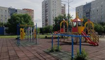 Площадка для воркаута в городе Тюмень №12563 Маленькая Современная фото