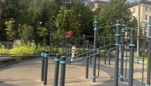 Площадка для воркаута в городе Санкт-Петербург №13205 Маленькая Современная фото