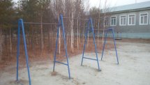 Площадка для воркаута в городе Губкинский №4365 Маленькая Современная фото