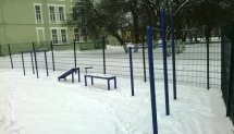 Площадка для воркаута в городе Петергоф №4814 Маленькая Современная фото