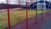 Площадка для воркаута в городе Москва №387 Маленькая Современная фото