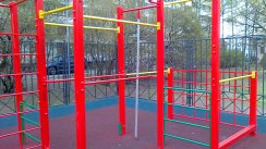 Площадка для воркаута в городе Санкт-Петербург №2145 Маленькая Современная фото