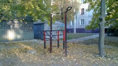 Площадка для воркаута в городе Запорожье №1865 Маленькая Современная фото