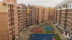 Площадка для воркаута в городе Москва №4195 Средняя Современная фото