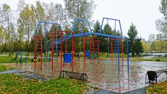 Площадка для воркаута в городе Красноярск №2494 Средняя Современная фото