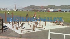 Площадка для воркаута в городе Сан-Франциско №3386 Маленькая Современная фото