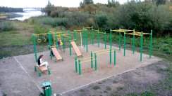 Площадка для воркаута в городе Красноярск №5615 Средняя Хомуты фото