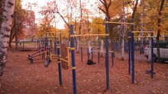 Площадка для воркаута в городе Уфа №5755 Средняя Современная фото