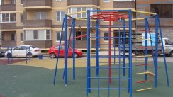 Площадка для воркаута в городе Ростов-на-Дону №5851 Маленькая Современная фото