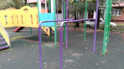 Площадка для воркаута в городе Москва №5619 Маленькая Современная фото