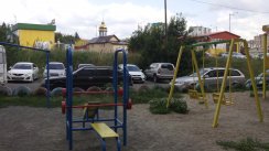 Площадка для воркаута в городе Киев №6088 Средняя Современная фото