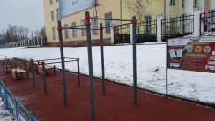 Площадка для воркаута в городе Люберцы №6151 Средняя Современная фото