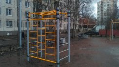 Площадка для воркаута в городе Санкт-Петербург №6239 Маленькая Современная фото