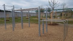 Площадка для воркаута в городе Мюнхен №6476 Большая Современная фото