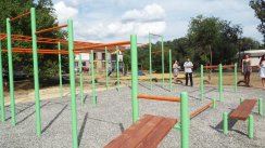 Площадка для воркаута в городе Волжский №6548 Средняя Современная фото