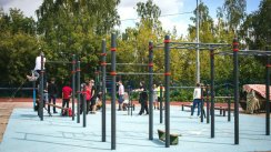 Площадка для воркаута в городе Долгопрудный №2406 Средняя Хомуты фото