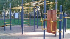 Площадка для воркаута в городе Рыбинск №7612 Маленькая Современная фото