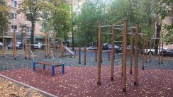 Площадка для воркаута в городе Москва №7620 Средняя Современная фото