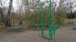 Площадка для воркаута в городе Абакан №7704 Средняя Современная фото