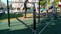 Площадка для воркаута в городе Бат-Ям №7850 Маленькая Советская фото