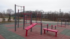 Площадка для воркаута в городе Биробиджан №7904 Средняя Современная фото