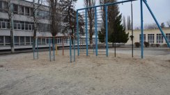 Площадка для воркаута в городе Курчатов №8074 Средняя Советская фото