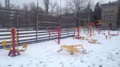 Площадка для воркаута в городе Одесса №8234 Маленькая Современная фото