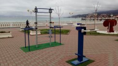 Площадка для воркаута в городе Геленджик №8314 Маленькая Современная фото