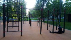 Площадка для воркаута в городе Москва №8498 Средняя Хомуты фото