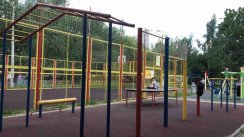 Площадка для воркаута в городе Мытищи №8553 Маленькая Современная фото