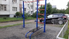 Площадка для воркаута в городе Львов №8577 Маленькая Современная фото