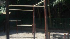 Площадка для воркаута в городе Сочи №8583 Средняя Современная фото