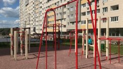 Площадка для воркаута в городе Балашиха №8637 Маленькая Современная фото