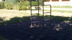 Площадка для воркаута в городе Бад-Хомбург №8712 Средняя Современная фото