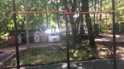 Площадка для воркаута в городе Москва №8858 Маленькая Современная фото