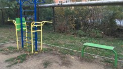 Площадка для воркаута в городе Краснодар №9172 Маленькая Современная фото