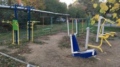 Площадка для воркаута в городе Краснодар №9172 Маленькая Современная фото