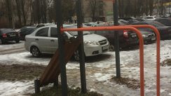 Площадка для воркаута в городе Киев №9253 Маленькая Современная фото