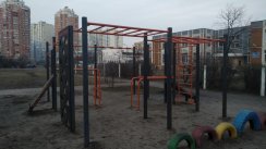 Площадка для воркаута в городе Киев №9430 Средняя Современная фото