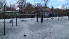 Площадка для воркаута в городе Челябинск №9485 Средняя Современная фото