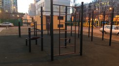 Площадка для воркаута в городе Москва №9511 Средняя Современная фото