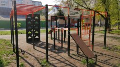 Площадка для воркаута в городе Киев №9566 Маленькая Современная фото