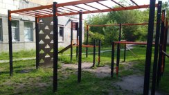 Площадка для воркаута в городе Киев №9626 Маленькая Современная фото