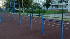Площадка для воркаута в городе Санкт-Петербург №10084 Маленькая Современная фото