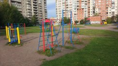 Площадка для воркаута в городе Санкт-Петербург №10210 Маленькая Современная фото