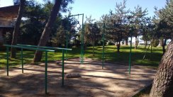 Площадка для воркаута в городе Батуми №10241 Маленькая Советская фото