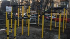 Площадка для воркаута в городе Киев №10479 Средняя Современная фото